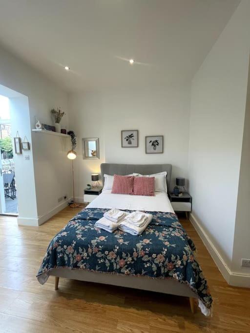 Cute&Cozy Studio Apt In Barons Court London Kültér fotó